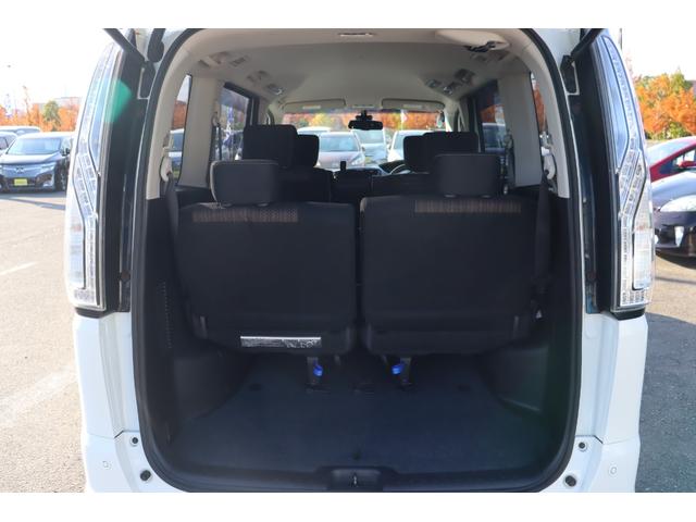 セレナ ハイウェイスター　Ｖセレ＋セーフティＩＩ　ＳＨＶ　車検整備付　１年保証付　走行距離無制限　スマートキー　プッシュスタート　オートクルーズ　アイドリングストップ　ＥＴＣ　両側パワースライドドア　フルセグＴＶ　Ｂｌｕｅｔｏｏｔｈ　バックカメラ　１６アルミ（15枚目）