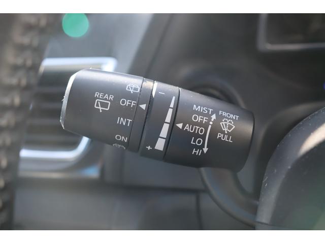 アクセラスポーツ 15XD プロアクティブ 車検整備付 1年保証付 走行距離無制限 スマートキー プッシュスタート ETC アイドリングストップ LEDヘッドライト 純正メモリーナビ フルセグTV Bluetooth バックカメラ 16アルミ(31枚目)