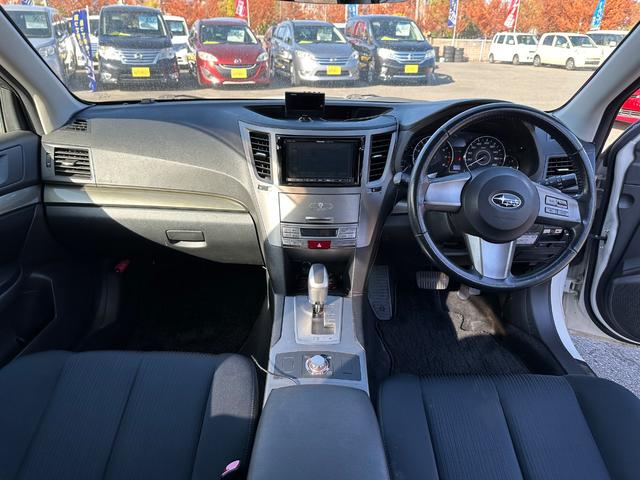 ☆アイプラウドＣ型レガシィツーリングワゴンはアイサイト搭載。２．５ＧＴは、２８５馬力ターボの高馬力設定。前オーナーこだわりのオプション装備☆