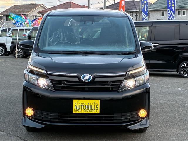 ヴォクシー ハイブリッドV ワンオーナー トヨタセーフティセンス 10型フルセグナビ フリップダウンモニター エンジンスターター バックカメラ LEDヘッドライト 左側電動スライドドア スマートキー プッシュスタート(11枚目)