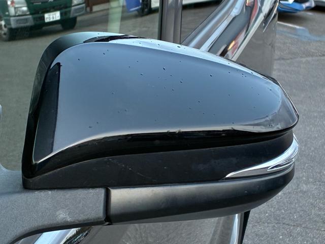 ヴォクシー ハイブリッドV ワンオーナー トヨタセーフティセンス 10型フルセグナビ フリップダウンモニター エンジンスターター バックカメラ LEDヘッドライト 左側電動スライドドア スマートキー プッシュスタート(15枚目)