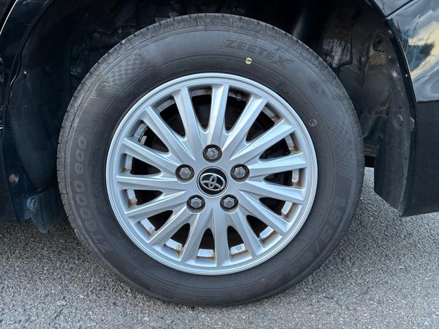 ヴォクシー ハイブリッドV ワンオーナー トヨタセーフティセンス 10型フルセグナビ フリップダウンモニター エンジンスターター バックカメラ LEDヘッドライト 左側電動スライドドア スマートキー プッシュスタート(17枚目)