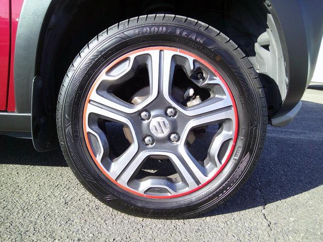純正１５インチアルミホイール。１６５／６０Ｒ１５