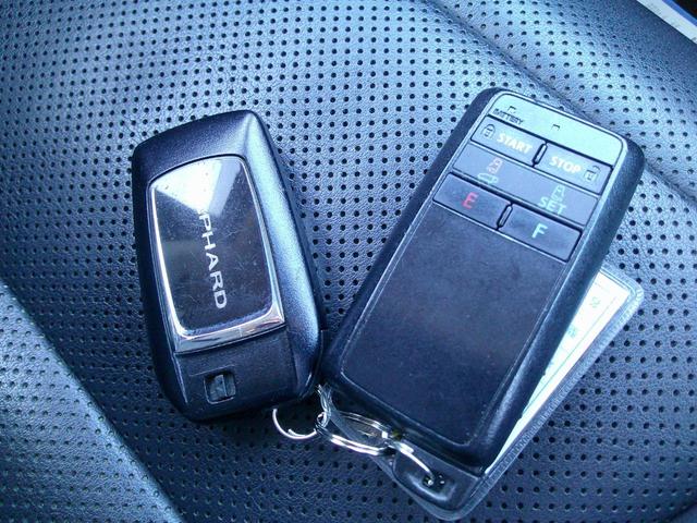 アルファード ２．５Ｓ　Ｃパッケージ　ワンオーナー　ツインムーンルーフ　１０．５ディスプレイオーディオ　１３．３リヤエンターテインメントシステム　　全方位カメラ　トヨタセイフティセンス　ＥＴＣ２．０　クルーズコントロール　三眼ヘッドライト（16枚目）