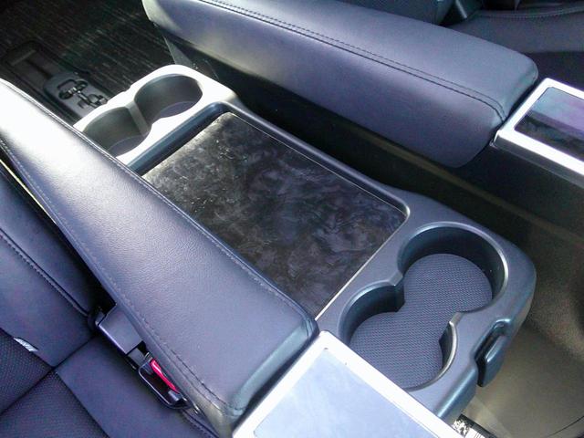 アルファード ２．５Ｓ　Ｃパッケージ　ワンオーナー　ツインムーンルーフ　１０．５ディスプレイオーディオ　１３．３リヤエンターテインメントシステム　　全方位カメラ　トヨタセイフティセンス　ＥＴＣ２．０　クルーズコントロール　三眼ヘッドライト（58枚目）