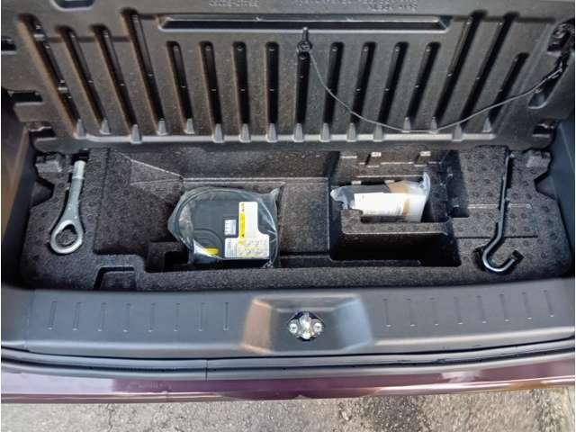 ムーヴキャンバス Ｘ　ＳＡＩＩＩ　４ＷＤ　踏み間違い防止機能　クリアランスソナー　レーンアシスト　社外ナビ　フルセグＴＶ　Ｂｌｕｅｔｏｏｔｈ　ＤＶＤ再生　ＨＤＭＩ　ＥＴＣ　全方位モニター　両側電動スライドドア　社外１４インチＡＷ（51枚目）