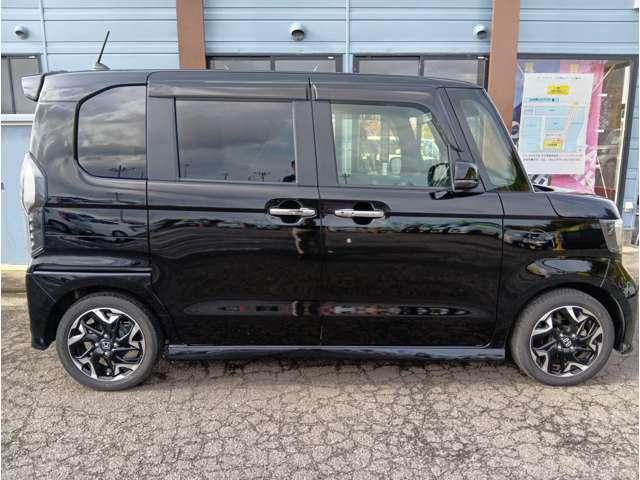 Ｎ－ＢＯＸカスタム Ｇ・Ｌターボホンダセンシング　ターボ　両側電動　クリアランスソナー　アダプティブクルーズ　パドルシフト　ＬＥＤヘッドライト＆フォグ　ハーフレザーシート　ＵＳＢソケット２個　社外ナビ　フルセグＴＶ　Ｂｌｕｅｔｏｏｔｈ　ＤＶＤ再生（8枚目）