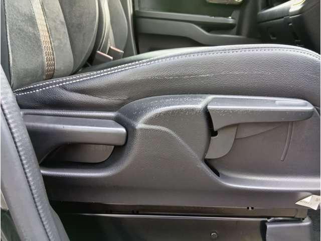 Ｎ－ＢＯＸカスタム Ｇ・Ｌターボホンダセンシング　ターボ　両側電動　クリアランスソナー　アダプティブクルーズ　パドルシフト　ＬＥＤヘッドライト＆フォグ　ハーフレザーシート　ＵＳＢソケット２個　社外ナビ　フルセグＴＶ　Ｂｌｕｅｔｏｏｔｈ　ＤＶＤ再生（17枚目）