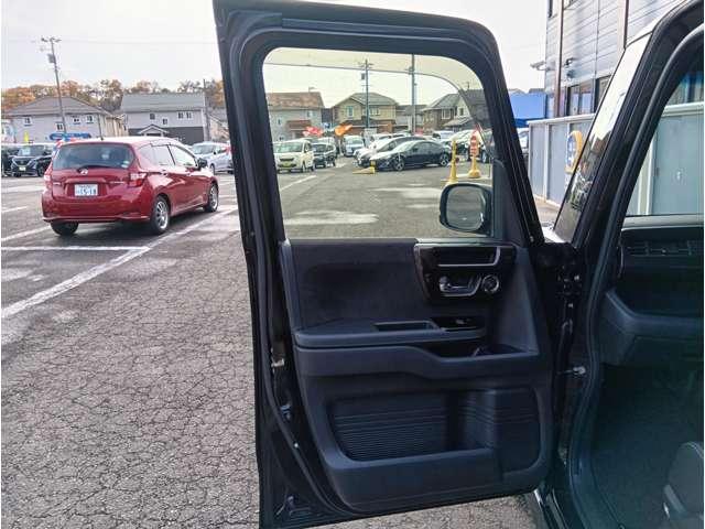 Ｎ－ＢＯＸカスタム Ｇ・Ｌターボホンダセンシング　ターボ　両側電動　クリアランスソナー　アダプティブクルーズ　パドルシフト　ＬＥＤヘッドライト＆フォグ　ハーフレザーシート　ＵＳＢソケット２個　社外ナビ　フルセグＴＶ　Ｂｌｕｅｔｏｏｔｈ　ＤＶＤ再生（41枚目）