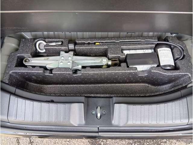 Ｎ－ＢＯＸカスタム Ｇ・Ｌターボホンダセンシング　ターボ　両側電動　クリアランスソナー　アダプティブクルーズ　パドルシフト　ＬＥＤヘッドライト＆フォグ　ハーフレザーシート　ＵＳＢソケット２個　社外ナビ　フルセグＴＶ　Ｂｌｕｅｔｏｏｔｈ　ＤＶＤ再生（52枚目）