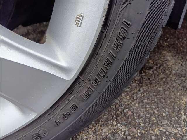 フィットハイブリッド Ｆパッケージ　４ＷＤ　スマートキー　社外ナビ　フルセグＴＶ　Ｂｌｕｅｔｏｏｔｈ　ＤＶＤ再生　Ｂカメラ　ステアリングスイッチ　ワイパーデアイサー　純正１５インチアルミホイール　保証付き（58枚目）