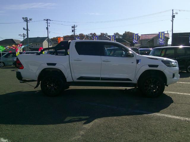 ハイラックス Z GRスポーツ(4枚目)