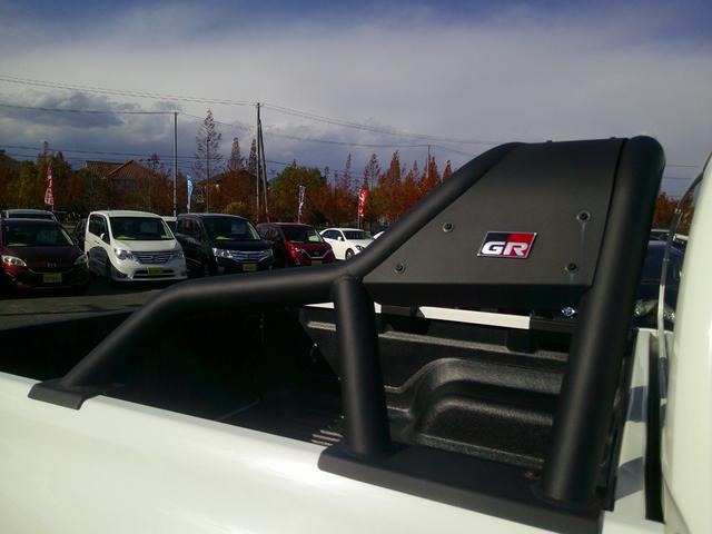 ハイラックス Z GRスポーツ(15枚目)