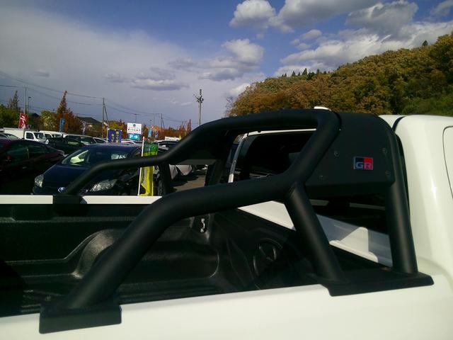 ハイラックス Z GRスポーツ(16枚目)