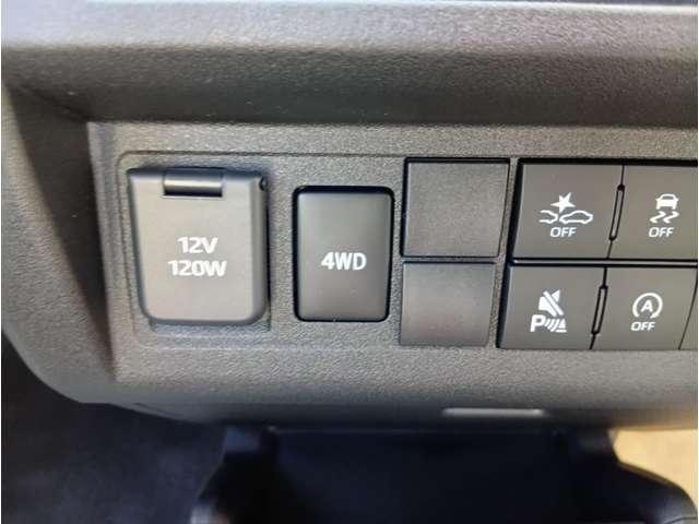 ハイゼットトラック スタンダード　届出済未使用車　スマートアシスト　ＡＭＦＭラジオ　電動式パワーステアリング　マニュアルエアコン　プリントレザーシート　リヤコンビネーションランプ　クリーンエアフィルター　クリアランスソナー（3枚目）