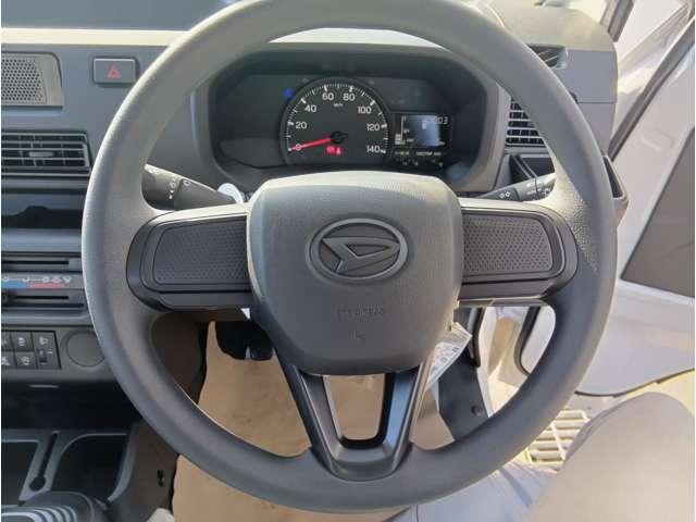 ハイゼットトラック スタンダード　届出済未使用車　スマートアシスト　ＡＭＦＭラジオ　電動式パワーステアリング　マニュアルエアコン　プリントレザーシート　リヤコンビネーションランプ　クリーンエアフィルター　クリアランスソナー（15枚目）