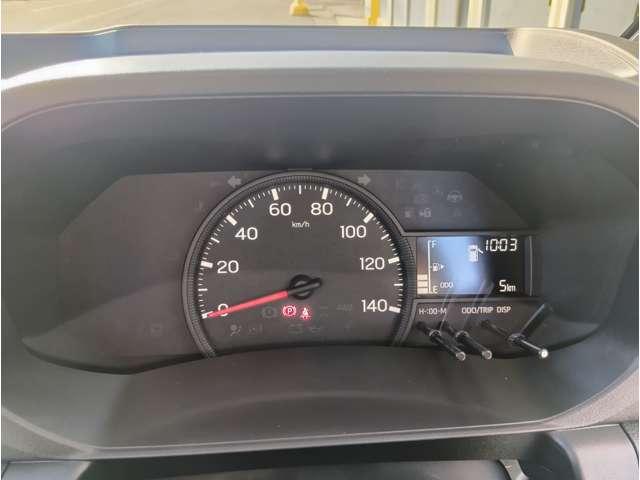 ハイゼットトラック スタンダード　届出済未使用車　スマートアシスト　ＡＭＦＭラジオ　電動式パワーステアリング　マニュアルエアコン　プリントレザーシート　リヤコンビネーションランプ　クリーンエアフィルター　クリアランスソナー（16枚目）