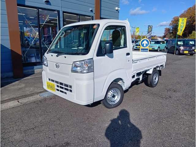 ハイゼットトラック スタンダード　届出済未使用車　スマートアシスト　ＡＭＦＭラジオ　電動式パワーステアリング　マニュアルエアコン　プリントレザーシート　リヤコンビネーションランプ　クリーンエアフィルター　クリアランスソナー（43枚目）