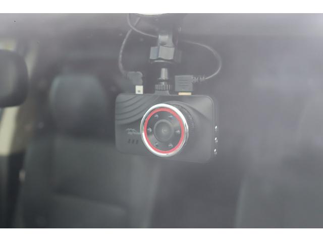 アウトランダーPHEV Gナビパッケージ 車検整備付 1年保証付 走行距離無制限 4WD スマートキー プッシュスタート オートクルーズ ETC パワーリアゲート フォグ 純ナビ フルセグTV Bluetooth バックカメラ 18アルミ(41枚目)