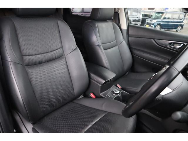 エクストレイル ２０ＸブラクエクストリーマＸエマージェンシブレーキＰ　車検整備付　１年保証付　走行距離無制限　４ＷＤ　スマートキー　プッシュスタート　ＥＴＣ　ＨＩＤ　フォグ　シートヒーター　社ナビ　フルセグＴＶ　ＤＶＤ再生　Ｂｌｕｅｔｏｏｔｈ　バックカメラ　純１７アルミ（11枚目）