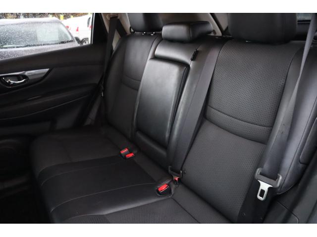 エクストレイル ２０ＸブラクエクストリーマＸエマージェンシブレーキＰ　車検整備付　１年保証付　走行距離無制限　４ＷＤ　スマートキー　プッシュスタート　ＥＴＣ　ＨＩＤ　フォグ　シートヒーター　社ナビ　フルセグＴＶ　ＤＶＤ再生　Ｂｌｕｅｔｏｏｔｈ　バックカメラ　純１７アルミ（13枚目）