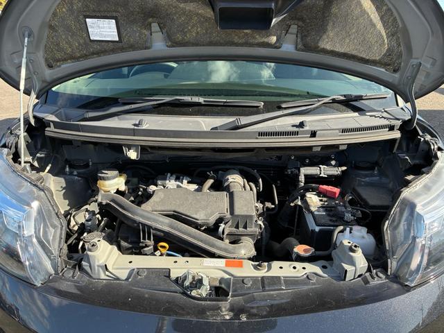 綺麗なエンジンルームで点検バッチリ☆当社では、こだわりのエンジンフラッシングでエンジン内部の汚れを取り除かせていただきますので、エンジンのパフォーマンスもバッチリです！