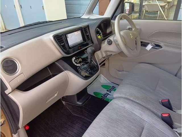 eKスペース G 4WD スマートキー 社外メモリーナビ フルセグTV DVD再生 バックカメラ 純正エンジンスターター シートヒーター タッチパネル式フルオートエアコン リアサーキュレーター 社外14インチAW(29枚目)