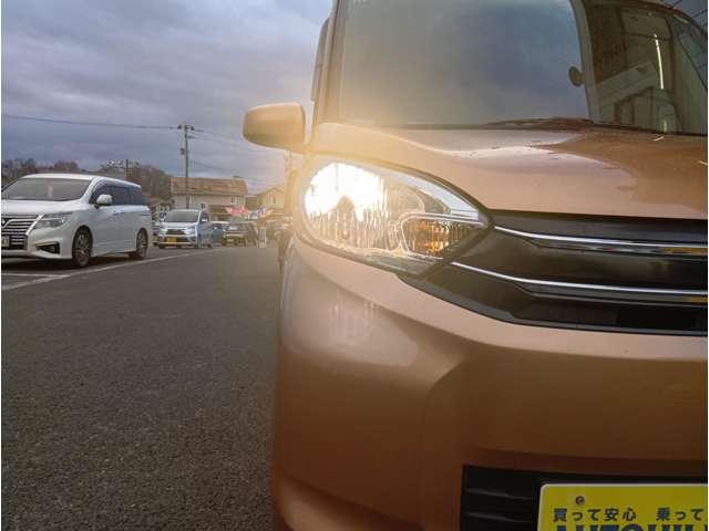 eKスペース G 4WD スマートキー 社外メモリーナビ フルセグTV DVD再生 バックカメラ 純正エンジンスターター シートヒーター タッチパネル式フルオートエアコン リアサーキュレーター 社外14インチAW(55枚目)