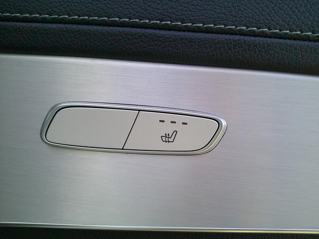 ＧＬＣ ＧＬＣ２２０ｄ　４マチックスポーツ（本革仕様）　４ＷＤ　本革シート　サンルーフ　全方位カメラ　フルセグＴＶ　シートヒーター　プッシュスタート　ＥＴＣ　ドライブレコーダー　クルーズコントロール　電動リヤゲート　ＬＥＤヘッドライト　衝突軽減ブレーキ（55枚目）