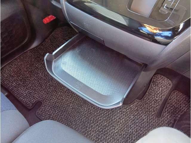 ルークス ハイウェイスター　Ｘ　プロパイロットエディション　エマージェンシーブレーキ　両側ハンズフリーオートスライドドア　アラウンドビューモニター　パーキングセンサー　純正ナビ　フルセグ　Ｂｌｕｅｔｏｏｔｈ　ＥＴＣ　ＬＥＤヘッドライト　アダプティブクルーズ（30枚目）