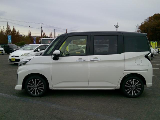 ルーミー カスタムG-T 登録済み未使用車 コンフォートパッケージ 9インチディスプレイオーディオ フルセグTV パノラミックビューパッケージ 両側電動スライドドア LEDヘッドライト 衝突軽減ブレーキ レーンアシスト(6枚目)