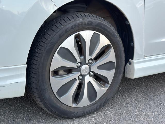 デリカＤ：２ Ｓ　純正フルエアロ　レーダーブレーキ　フルセグナビ　ドライブレコーダー　両側電動スライドドア　スマートキー　プッシュスタート（13枚目）