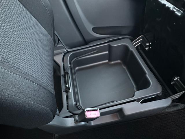 デリカＤ：２ Ｓ　純正フルエアロ　レーダーブレーキ　フルセグナビ　ドライブレコーダー　両側電動スライドドア　スマートキー　プッシュスタート（40枚目）