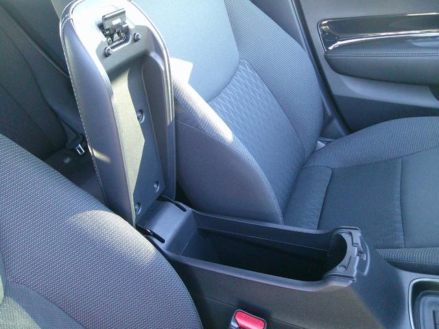 アクア Ｚ　ワンオーナー　１０．５インチディスプレイオーディオ　フルセグＴＶ　バックカメラ　クルーズコントロール　ドラレコ前後　ＬＥＤヘッドライト　オートハイビーム　衝突軽減ブレーキ　レーンアシスト　横滑り防止（41枚目）