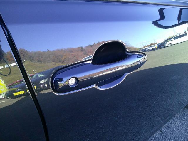 アクア Ｚ　ワンオーナー　１０．５インチディスプレイオーディオ　フルセグＴＶ　バックカメラ　クルーズコントロール　ドラレコ前後　ＬＥＤヘッドライト　オートハイビーム　衝突軽減ブレーキ　レーンアシスト　横滑り防止（54枚目）