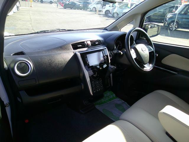 デイズ ハイウェイスター X プレミアムセレクション 4WD ハーフレザーシート 全方位カメラ フルセグナビ Bluetooth エンジンスターター ETC シートヒーター オートハイビーム 衝突軽減ブレーキ ドライブレコーダー HIDヘッドライト(13枚目)