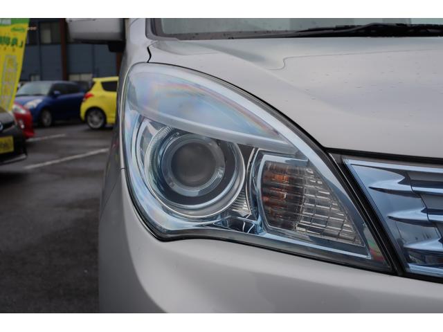 デリカＤ：２ Ｓ　ＡＳ＆Ｇ　車検整備付　１年保証付　走行距離無制限　スマートキー　プッシュスタート　オートクルーズ　ＨＩＤライト　両側パワースライドドア　純正ＳＤナビ　ワンセグＴＶ　バックカメラ　ＡＵＸ　純正１５インチアルミ（9枚目）