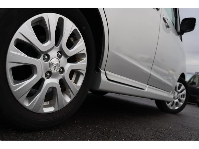 デリカＤ：２ Ｓ　ＡＳ＆Ｇ　車検整備付　１年保証付　走行距離無制限　スマートキー　プッシュスタート　オートクルーズ　ＨＩＤライト　両側パワースライドドア　純正ＳＤナビ　ワンセグＴＶ　バックカメラ　ＡＵＸ　純正１５インチアルミ（35枚目）