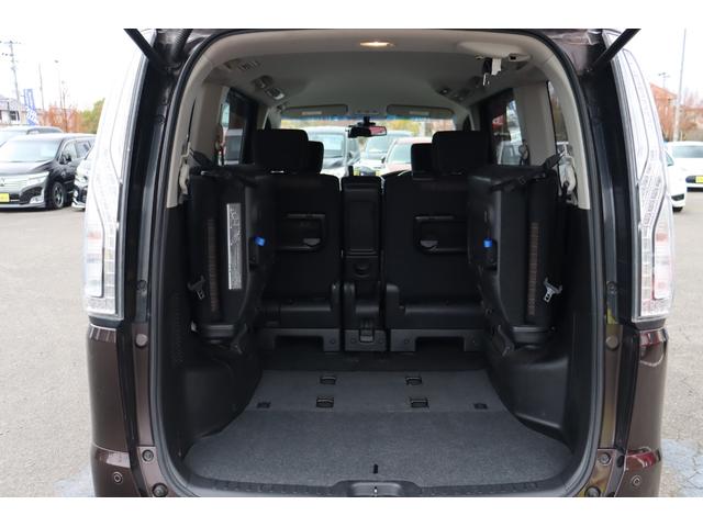 セレナ ハイウェイスター Vセレ+セーフティ SHV Aセフ 車検整備付 1年保証付 走行距離無制限 スマートキー プッシュスタート アイドリングストップ 両側パワースライドドア ETC SDナビ フルセグTV Bluetooth ドラレコ 各カメラ 16アルミ(16枚目)