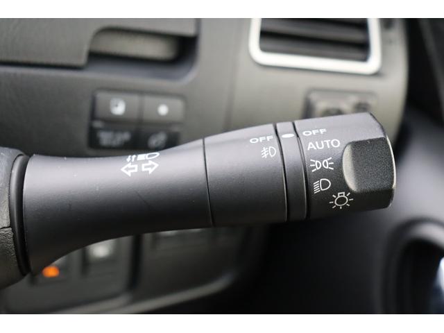 セレナ ハイウェイスター Vセレ+セーフティ SHV Aセフ 車検整備付 1年保証付 走行距離無制限 スマートキー プッシュスタート アイドリングストップ 両側パワースライドドア ETC SDナビ フルセグTV Bluetooth ドラレコ 各カメラ 16アルミ(32枚目)