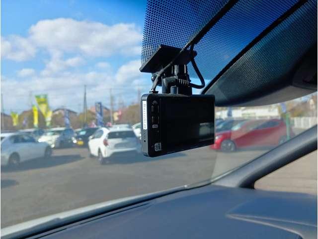 アルファード 2.5S タイプゴールド プリクラッシュセーフティ レーダークルーズ ムーンルーフ 純正ディスプレイオーディオ ナビ フルセグ Bluetooth DVDプレーヤー Bカメラ 後席モニター ドライブレコーダー前後 ETC2.0(23枚目)