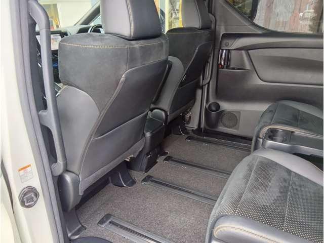 アルファード 2.5S タイプゴールド プリクラッシュセーフティ レーダークルーズ ムーンルーフ 純正ディスプレイオーディオ ナビ フルセグ Bluetooth DVDプレーヤー Bカメラ 後席モニター ドライブレコーダー前後 ETC2.0(52枚目)