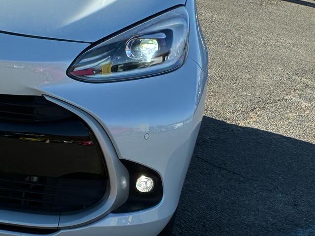 アクア Z 4WD ワンオーナー ハーフレザーシート 10.5型フルセグ 全方位カメラ ドラレコ トヨタセーフティセンス LEDヘッドライト スマートキー プッシュスタート(11枚目)