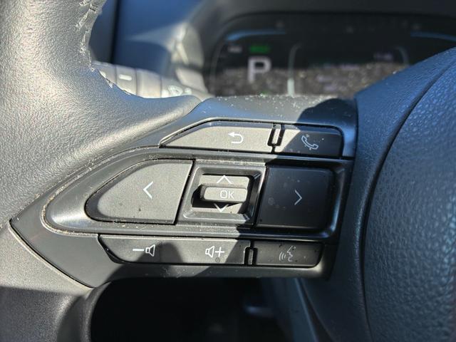 アクア Z 4WD ワンオーナー ハーフレザーシート 10.5型フルセグ 全方位カメラ ドラレコ トヨタセーフティセンス LEDヘッドライト スマートキー プッシュスタート(26枚目)