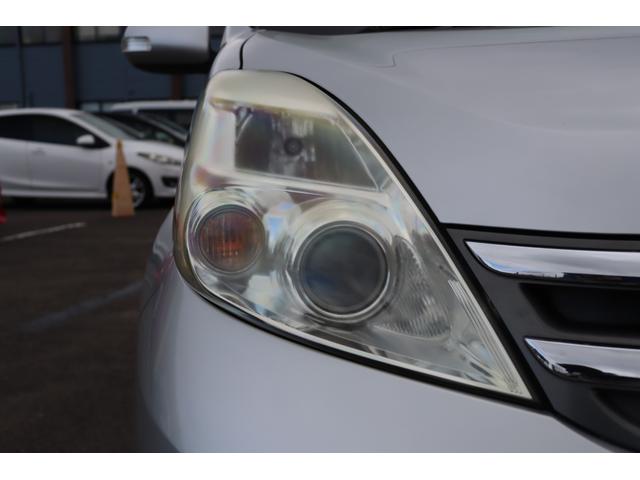 アイシス L 車検整備付 3ヶ月or3000km保証 福祉車両 リアクレーン キーレス 両側スライドドア片側パワスラ 純正ナビ バックカメラ 社外17インチアルミ(8枚目)