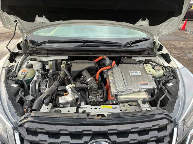 キックス X e-POWER ツートン 9型フルセグ プロパイロット インテリジェントエマージェンシーブレーキ 全方位カメラ ドライブレコーダー エンジンスターター インテリジェントルームミラー(43枚目)