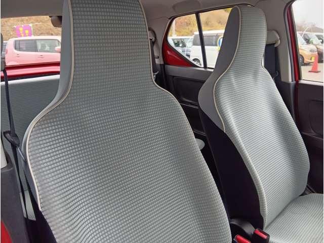 アルト Ｆ　ピュアレッド　５ＡＴ　衝突被害軽減ブレーキ　横滑り抑制機能　純正オーディオ　ＡＭ／ＦＭ／ＣＤ／ＡＵＸ　ライトレベライザー　保証付き（12枚目）