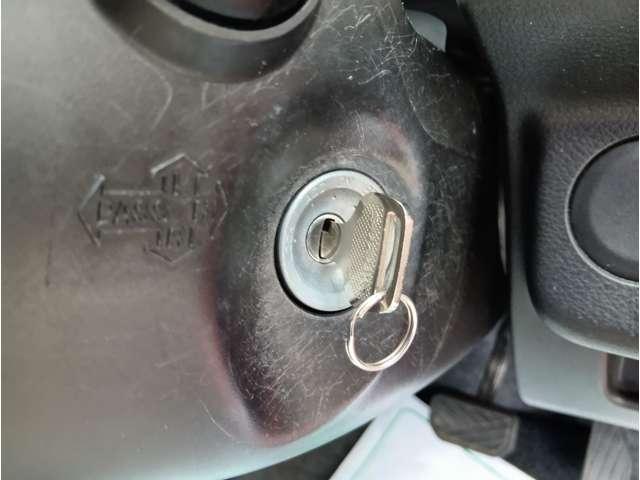 アルト Ｆ　ピュアレッド　５ＡＴ　衝突被害軽減ブレーキ　横滑り抑制機能　純正オーディオ　ＡＭ／ＦＭ／ＣＤ／ＡＵＸ　ライトレベライザー　保証付き（20枚目）