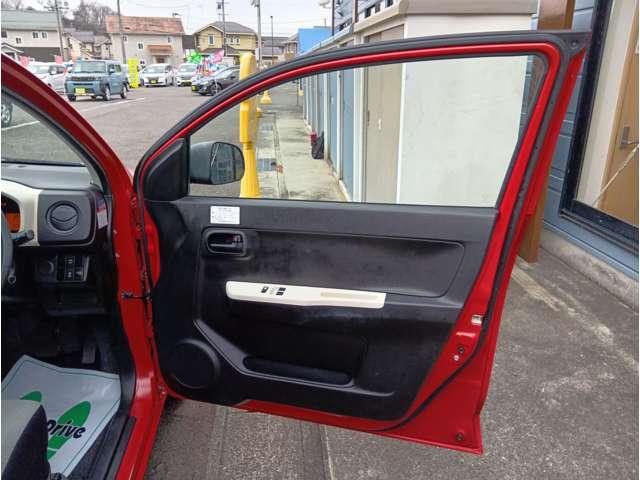 アルト Ｆ　ピュアレッド　５ＡＴ　衝突被害軽減ブレーキ　横滑り抑制機能　純正オーディオ　ＡＭ／ＦＭ／ＣＤ／ＡＵＸ　ライトレベライザー　保証付き（21枚目）