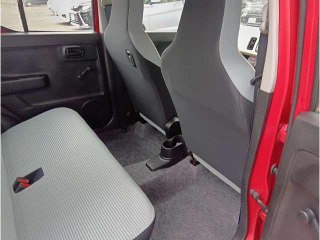 アルト Ｆ　ピュアレッド　５ＡＴ　衝突被害軽減ブレーキ　横滑り抑制機能　純正オーディオ　ＡＭ／ＦＭ／ＣＤ／ＡＵＸ　ライトレベライザー　保証付き（30枚目）